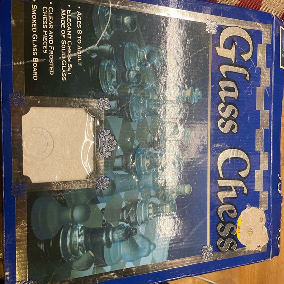 Glass chess set 
See - Picture 3 of 7